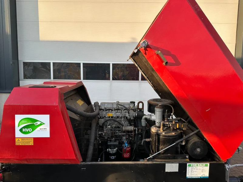 Rotair MDVN 71 AP Perkins 7.1 m3 / min 47 kW 7 Bar Mobiele Diesel Compressor Aanhanger - Luftkompressor: das Bild 3 Rotair MDVN 71 AP Perkins 7.1 m3 / min 47 kW 7 Bar Mobiele Diesel Compressor Aanhanger - Luftkompressor: das Bild 3