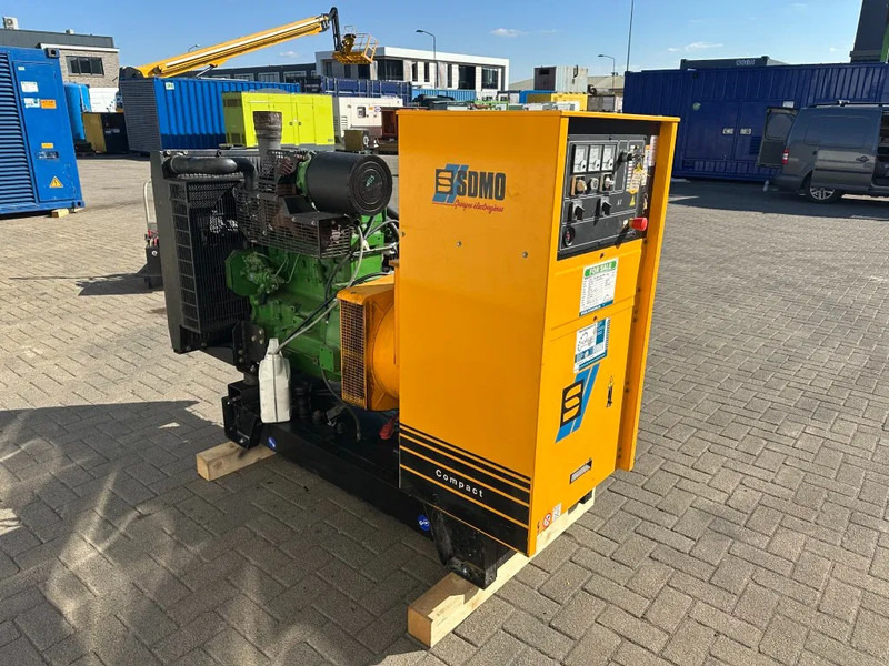 SDMO John Deere Leroy Somer 100 kVA generatorset - Stromgenerator: das Bild 4 SDMO John Deere Leroy Somer 100 kVA generatorset - Stromgenerator: das Bild 4