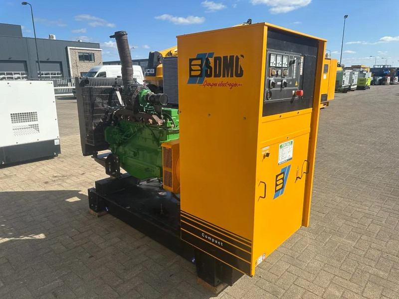 SDMO John Deere Leroy Somer 120 kVA generatorset - Stromgenerator: das Bild 2 SDMO John Deere Leroy Somer 120 kVA generatorset - Stromgenerator: das Bild 2