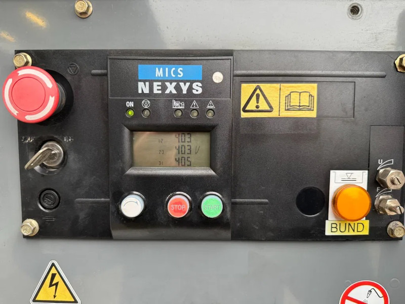 Stromgenerator SDMO R90 C3 John Deere Leroy Somer 90 kVA Silent Rental generatorset: das Bild 7 Stromgenerator SDMO R90 C3 John Deere Leroy Somer 90 kVA Silent Rental generatorset: das Bild 7