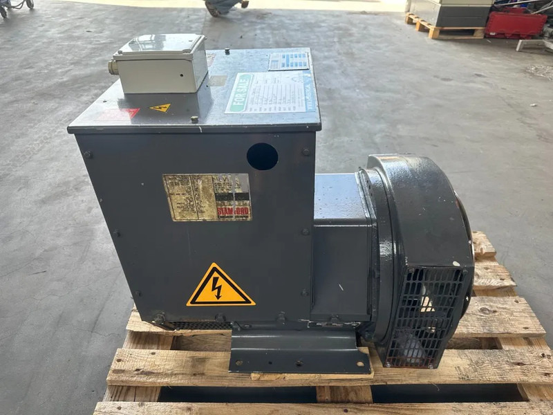 Stamford UC.I224F2 Generatordeel 65 kVA Alternator as New ! - Stromgenerator: das Bild 1 Stamford UC.I224F2 Generatordeel 65 kVA Alternator as New ! - Stromgenerator: das Bild 1
