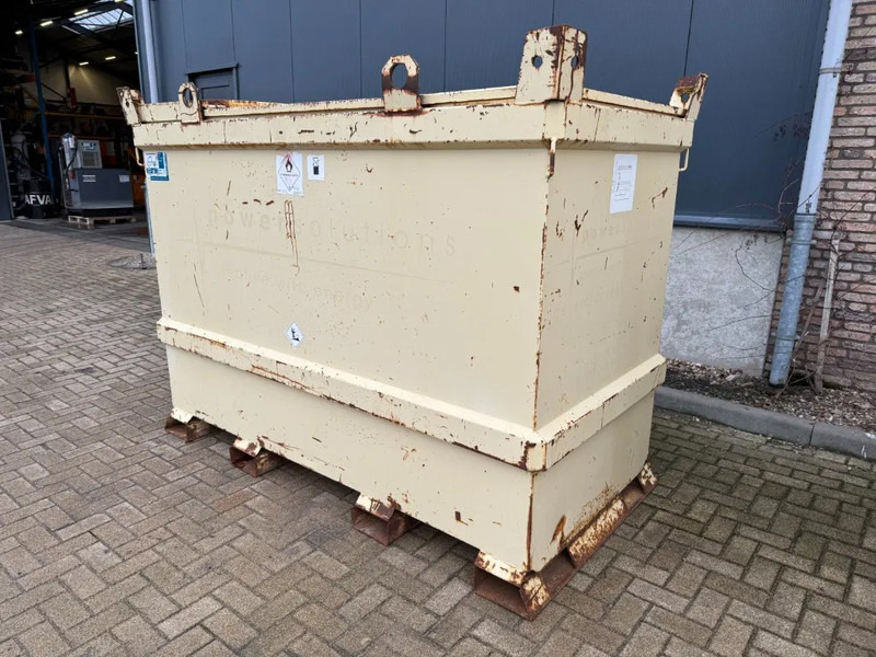 Tolsma Kiwa IBC 3000 liter Dieseltank Brandstoftank - Seecontainer: das Bild 5 Tolsma Kiwa IBC 3000 liter Dieseltank Brandstoftank - Seecontainer: das Bild 5