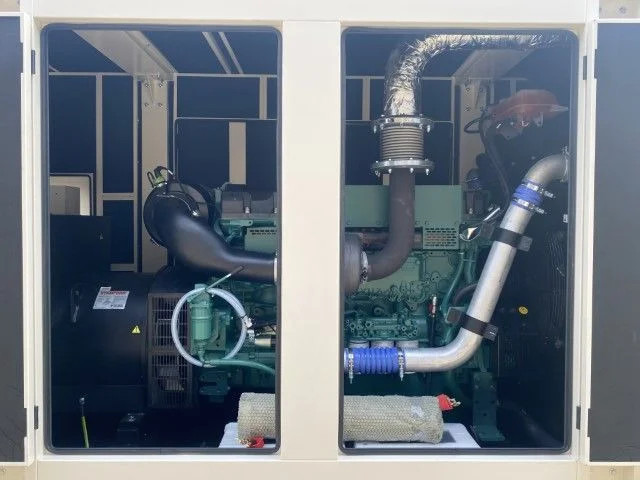 Volvo TAD 1642 GE Stamford 650 kVA Supersilent generatorset New ! - Stromgenerator: das Bild 2 Volvo TAD 1642 GE Stamford 650 kVA Supersilent generatorset New ! - Stromgenerator: das Bild 2