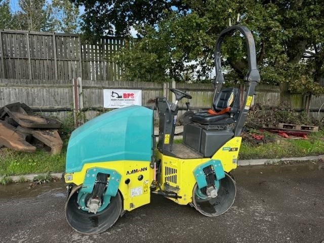 Ammann ARX 12 - Straßenwalze: das Bild 2 Ammann ARX 12 - Straßenwalze: das Bild 2