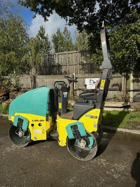 Ammann ARX 12 - Straßenwalze: das Bild 5 Ammann ARX 12 - Straßenwalze: das Bild 5