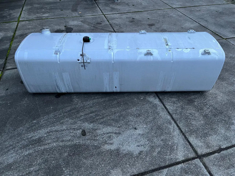 DAF Brandstoftank Diesel 845L 1944801 - Kraftstofftank für LKW: das Bild 3 DAF Brandstoftank Diesel 845L 1944801 - Kraftstofftank für LKW: das Bild 3