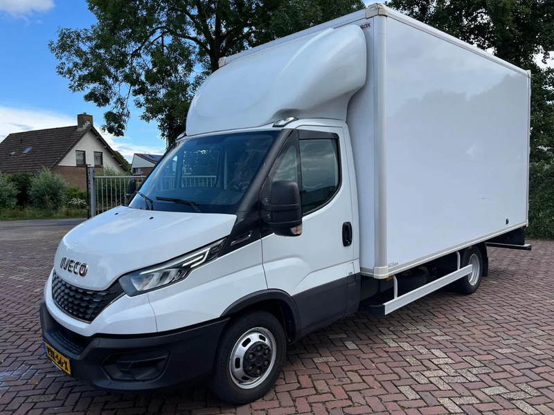 Iveco Daily 35C16 Achterdeuren (15 diverse modellen op voorraad) - Koffer Transporter, Transporter mit Doppelkabine: das Bild 1 Iveco Daily 35C16 Achterdeuren (15 diverse modellen op voorraad) - Koffer Transporter, Transporter mit Doppelkabine: das Bild 1