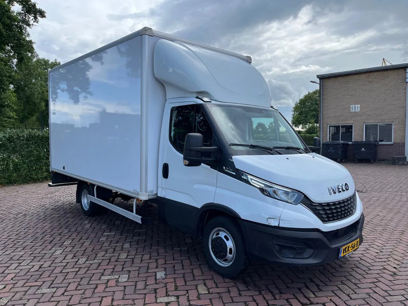 Iveco Daily 35C16 Achterdeuren (15 diverse modellen op voorraad) - Koffer Transporter, Transporter mit Doppelkabine: das Bild 5 Iveco Daily 35C16 Achterdeuren (15 diverse modellen op voorraad) - Koffer Transporter, Transporter mit Doppelkabine: das Bild 5