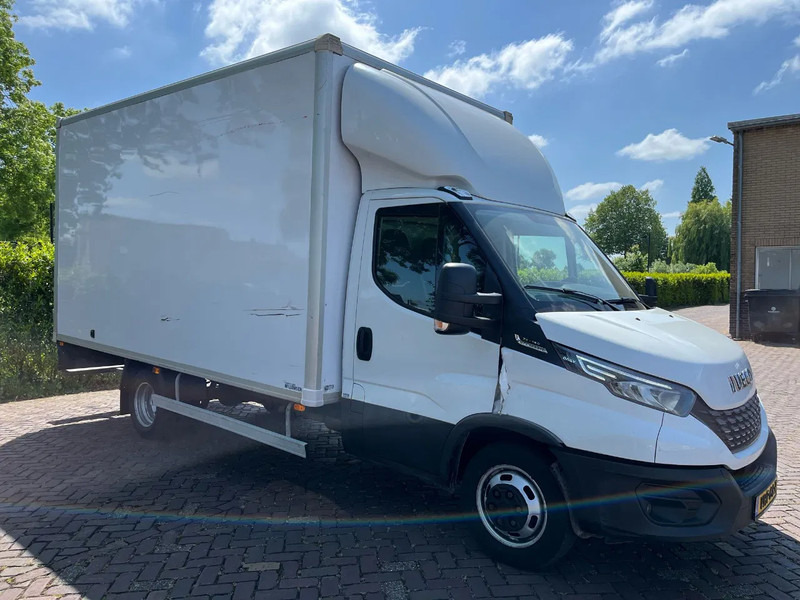 Iveco Daily 35C16 - Koffer Transporter, Transporter mit Doppelkabine: das Bild 5 Iveco Daily 35C16 - Koffer Transporter, Transporter mit Doppelkabine: das Bild 5