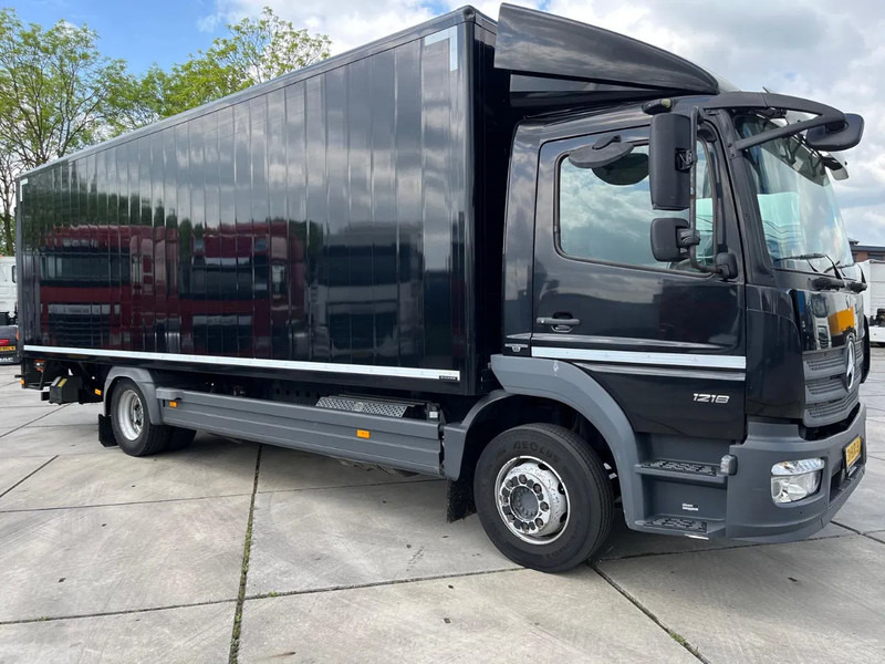 Mercedes-Benz Atego 1218 - Koffer LKW: das Bild 5 Mercedes-Benz Atego 1218 - Koffer LKW: das Bild 5