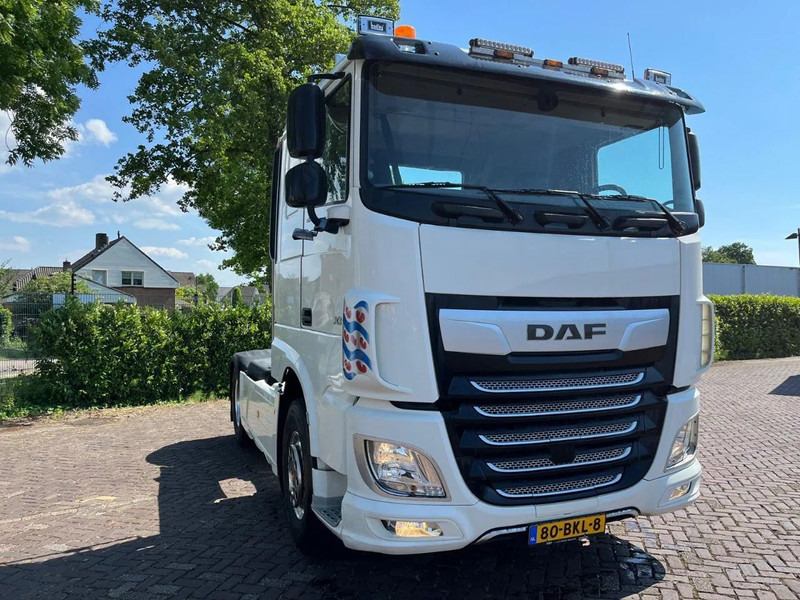 DAF XF 450 FT COMFORT CAB 9TN VOORAS EURO 6 - Sattelzugmaschine: das Bild 2 DAF XF 450 FT COMFORT CAB 9TN VOORAS EURO 6 - Sattelzugmaschine: das Bild 2