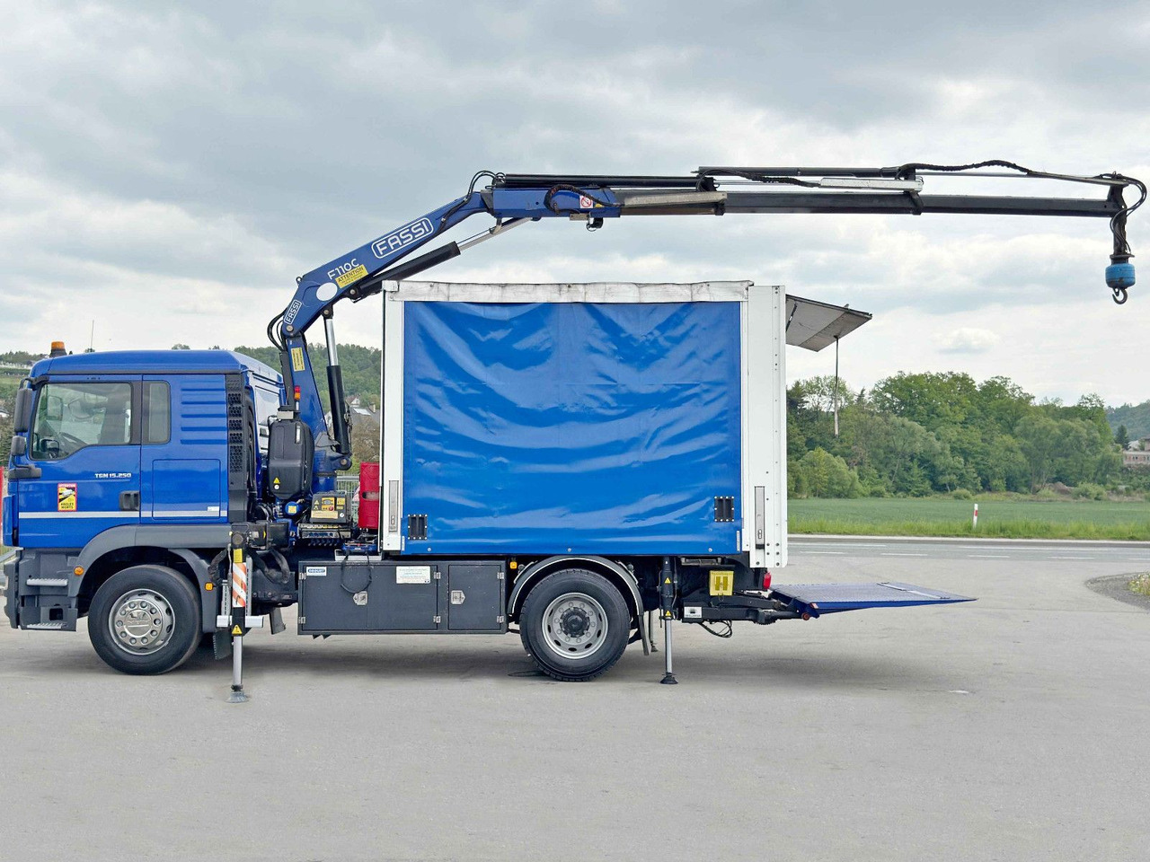 MAN TGM 15.250* FASSI F110A.0.23 * TOPZUSTAND - Autokran: das Bild 5 MAN TGM 15.250* FASSI F110A.0.23 * TOPZUSTAND - Autokran: das Bild 5