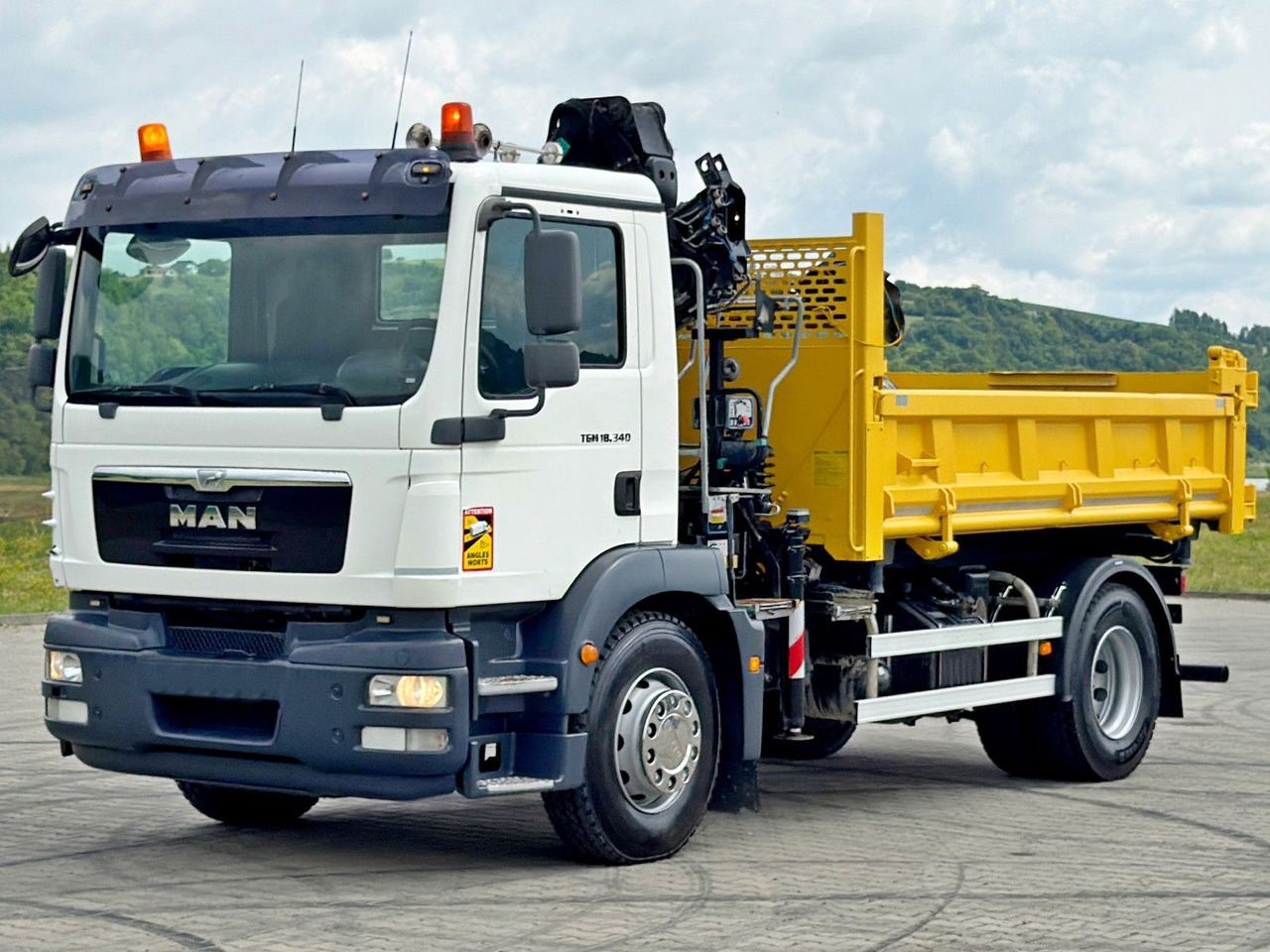 MAN TGM 18.340* KIPPER 4,05m*HIAB 111 B-2 HIDUO/FUNK - Autokran: das Bild 5 MAN TGM 18.340* KIPPER 4,05m*HIAB 111 B-2 HIDUO/FUNK - Autokran: das Bild 5