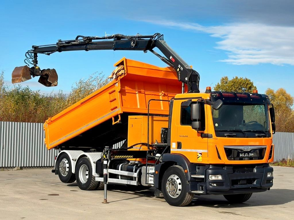 MAN TGM 26.290* KIPPER 4,60m*HIAB 111 B-3 HIDUO/FUNK - Autokran: das Bild 2 MAN TGM 26.290* KIPPER 4,60m*HIAB 111 B-3 HIDUO/FUNK - Autokran: das Bild 2