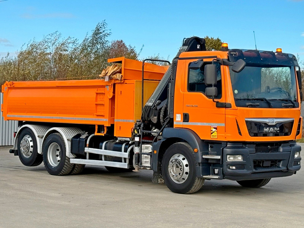 MAN TGM 26.290* KIPPER 4,60m*HIAB 111 B-3 HIDUO/FUNK - Kipper, Autokran: das Bild 3 MAN TGM 26.290* KIPPER 4,60m*HIAB 111 B-3 HIDUO/FUNK - Kipper, Autokran: das Bild 3