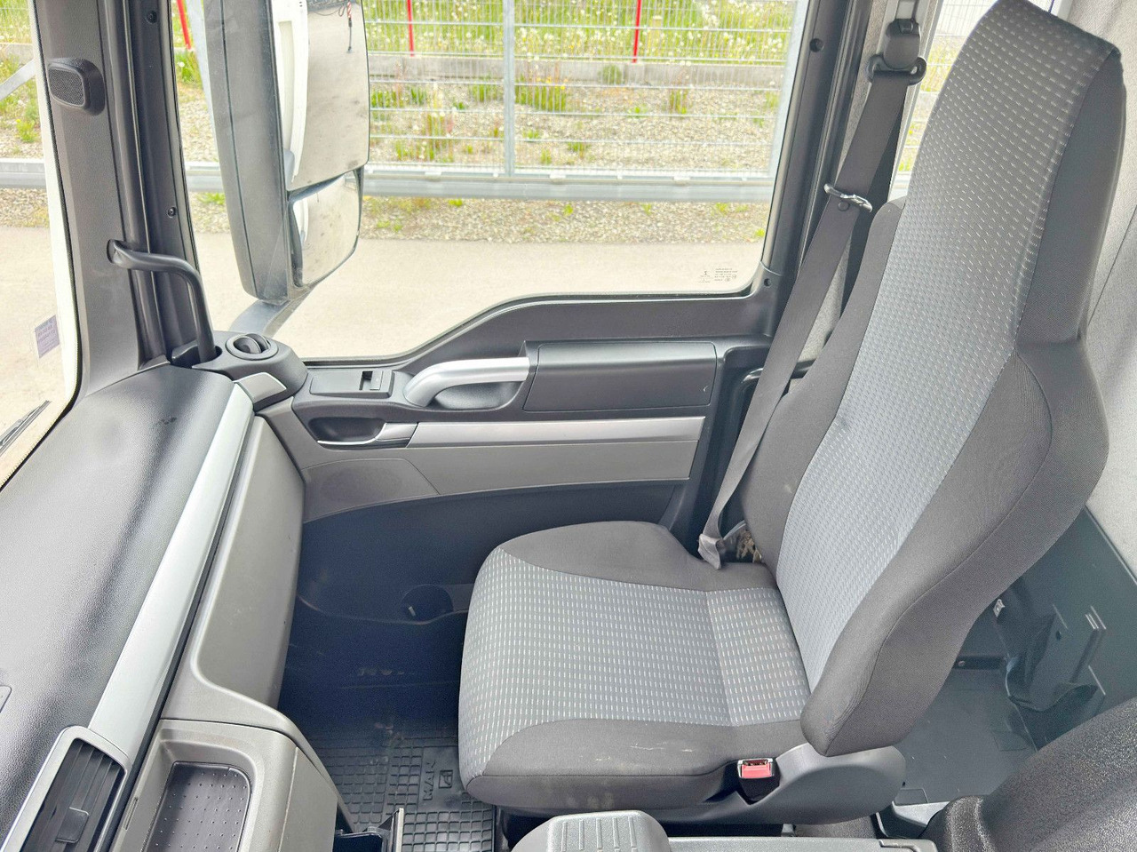 Autokran MAN TGS 26.360* FASSI F195A.2.24 / FUNK * 6x4 * TOP: das Bild 10 Autokran MAN TGS 26.360* FASSI F195A.2.24 / FUNK * 6x4 * TOP: das Bild 10