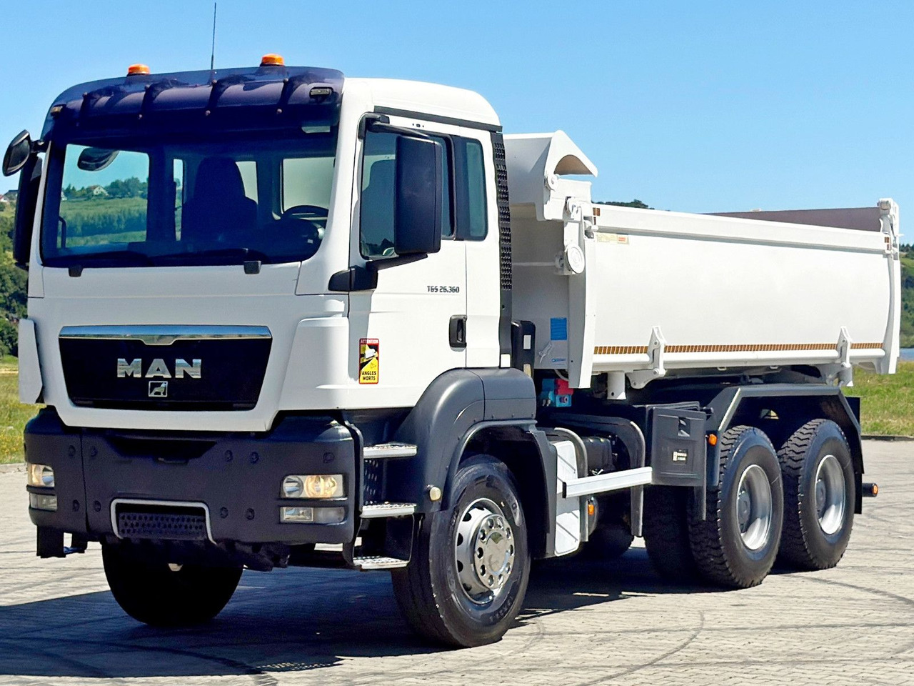 MAN TGS 26.360 Kipper 5,20 m + BORDMATIC / 6x4 - Kipper, Autokran: das Bild 5 MAN TGS 26.360 Kipper 5,20 m + BORDMATIC / 6x4 - Kipper, Autokran: das Bild 5