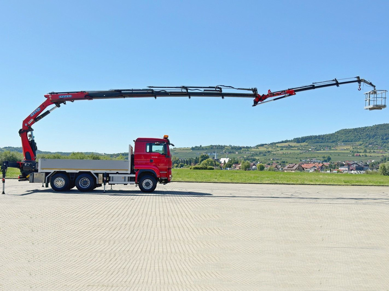 MAN TGS 28.480 * EFFER 255/5S + JIB 3S + FUNK * TOP - Autokran: das Bild 5 MAN TGS 28.480 * EFFER 255/5S + JIB 3S + FUNK * TOP - Autokran: das Bild 5