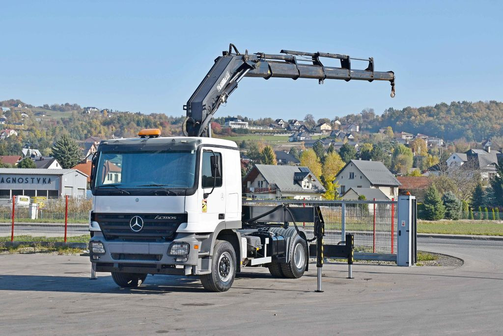 Mercedes-Benz ACTROS 1844 * Sattelzugmaschine *HIAB 330-5/FUNK - Autokran, Sattelzugmaschine: das Bild 2 Mercedes-Benz ACTROS 1844 * Sattelzugmaschine *HIAB 330-5/FUNK - Autokran, Sattelzugmaschine: das Bild 2