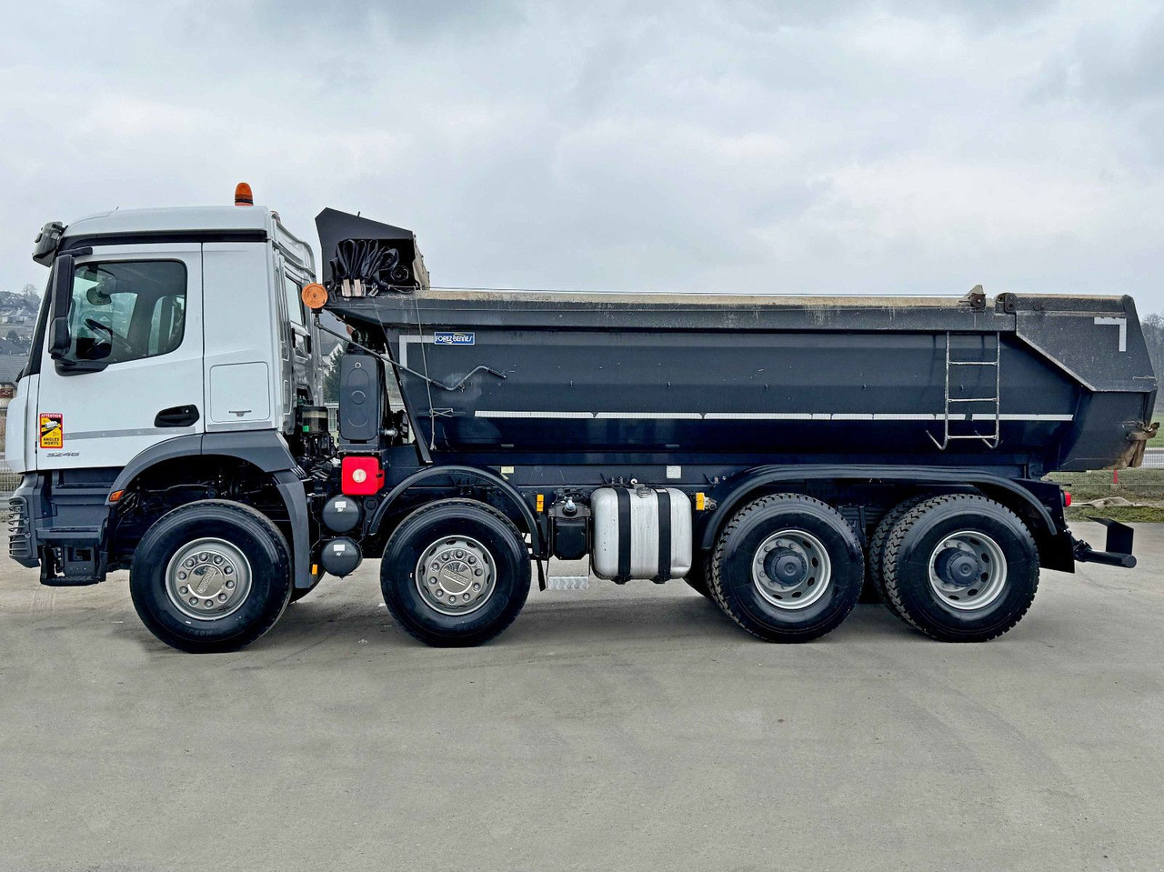 Mercedes-Benz AROCS 3246* KIPPER / 8x4 * TOPZUSTAND - Kipper: das Bild 5 Mercedes-Benz AROCS 3246* KIPPER / 8x4 * TOPZUSTAND - Kipper: das Bild 5