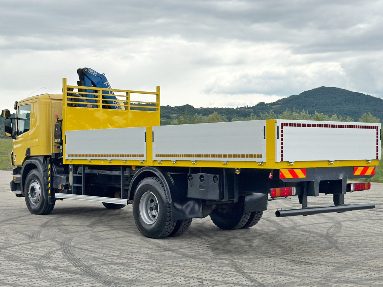 Autokran Scania P 270 * FASSI F110A.23 + FUNK * TOPZUSTAND: das Bild 7 Autokran Scania P 270 * FASSI F110A.23 + FUNK * TOPZUSTAND: das Bild 7