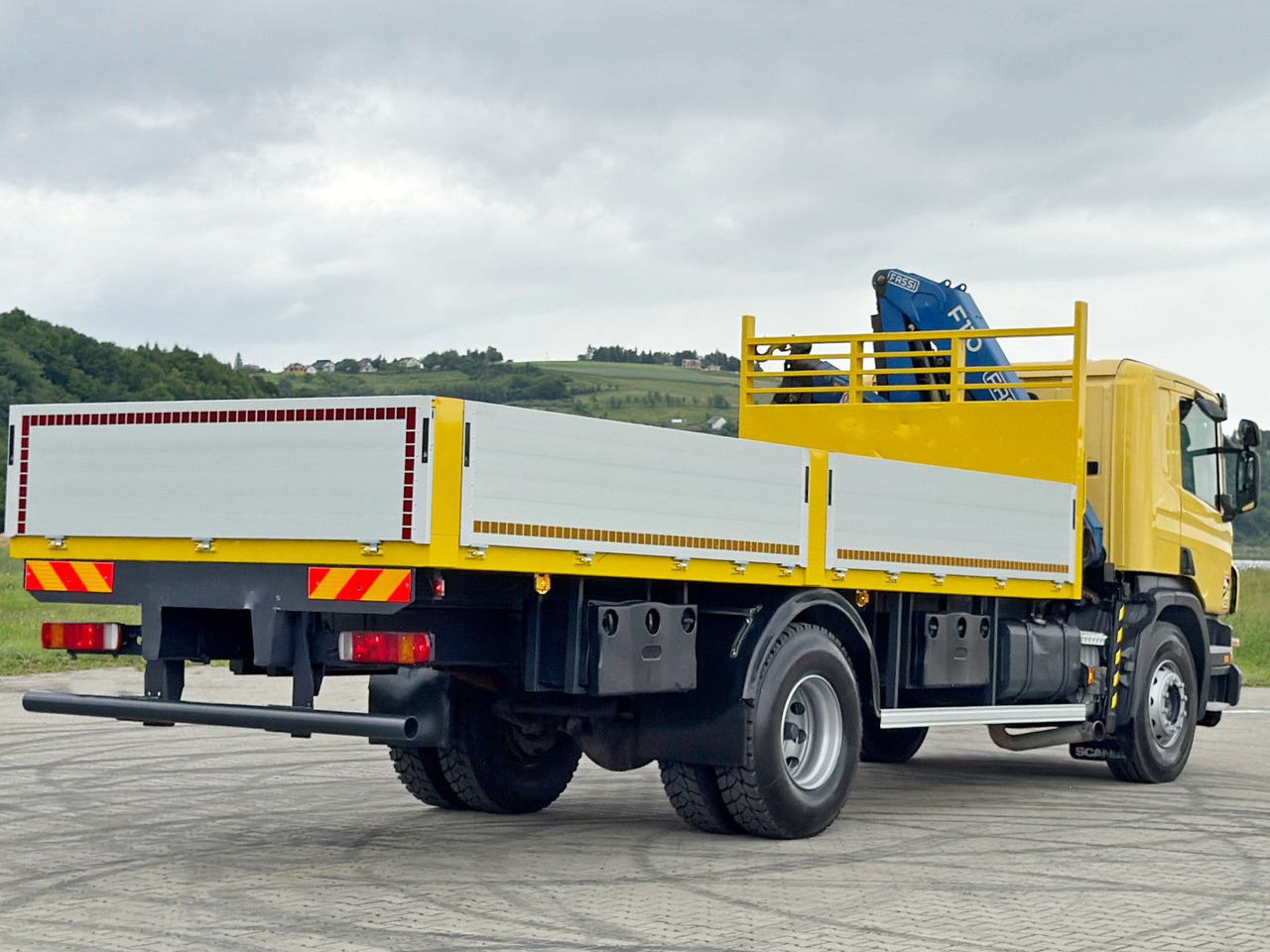 Autokran Scania P 270 * FASSI F110A.23 + FUNK * TOPZUSTAND: das Bild 6 Autokran Scania P 270 * FASSI F110A.23 + FUNK * TOPZUSTAND: das Bild 6