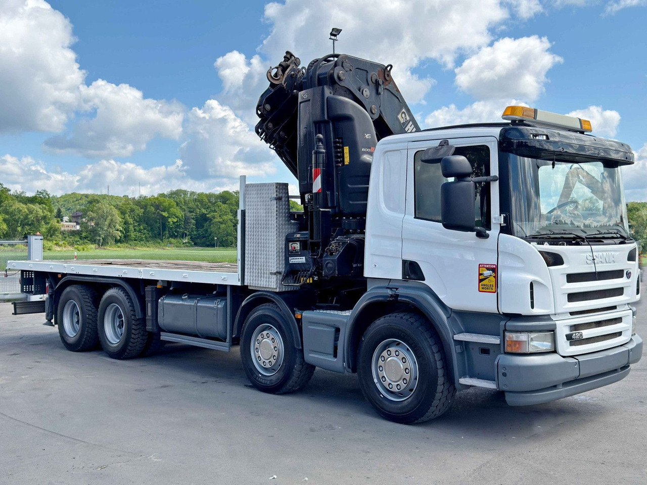 Scania P 420* PLATFORM 6,80m * HIAB 600 EP-5/FUNK * 8x4 - Autokran: das Bild 3 Scania P 420* PLATFORM 6,80m * HIAB 600 EP-5/FUNK * 8x4 - Autokran: das Bild 3
