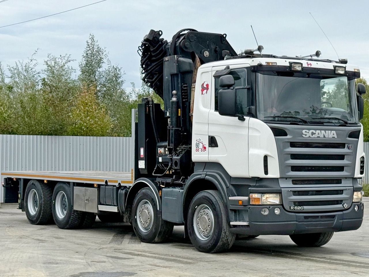 Scania R 620*PLATFORM 6,45m*HIAB 600 E - 9 + FUNK / 8x4 - Autokran: das Bild 4 Scania R 620*PLATFORM 6,45m*HIAB 600 E - 9 + FUNK / 8x4 - Autokran: das Bild 4