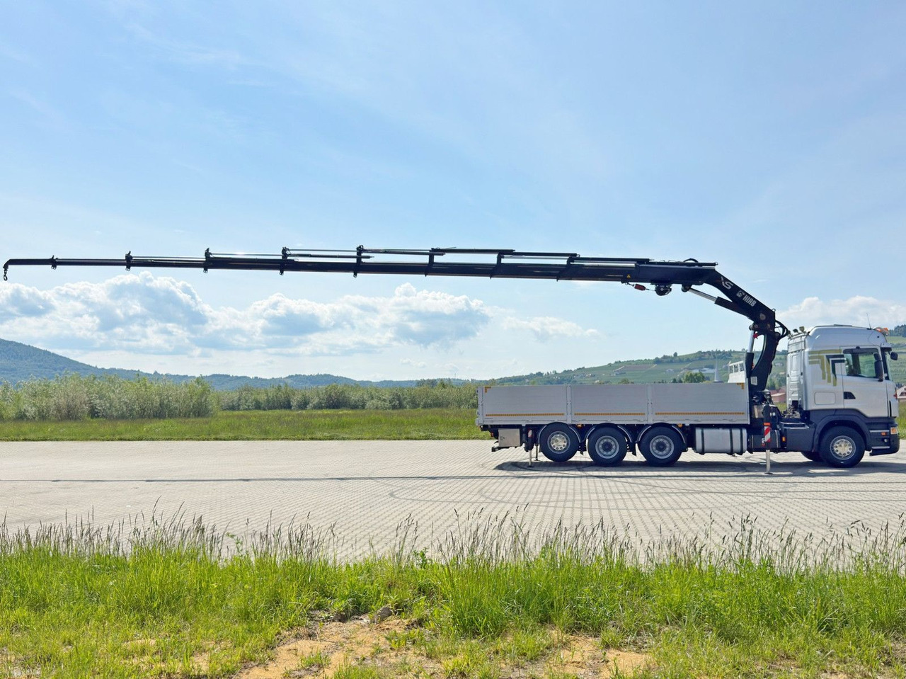 Scania R480 PRITSCHE 6,85m *HIAB 377 E-8 HIPRO/FUNK*8x4 - Autokran: das Bild 5 Scania R480 PRITSCHE 6,85m *HIAB 377 E-8 HIPRO/FUNK*8x4 - Autokran: das Bild 5