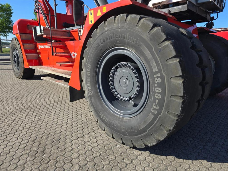 Reach stacker KONECRANES SMV 4535 TB5: das Bild 10