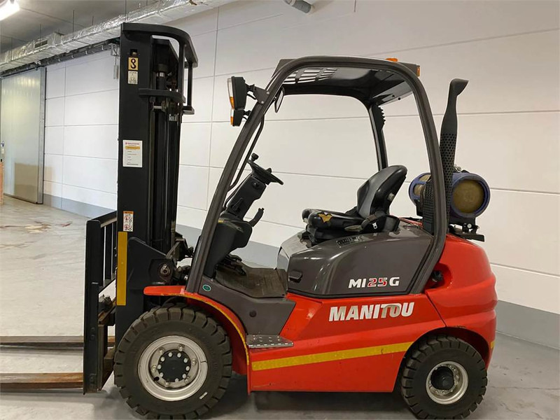 Manitou MI25G - Treibgasstapler: das Bild 2 Manitou MI25G - Treibgasstapler: das Bild 2