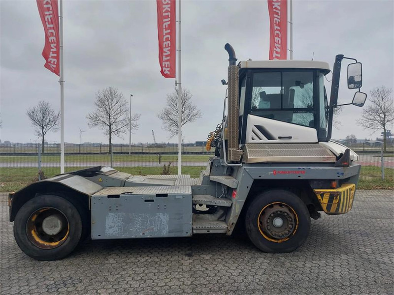 Terberg TT223 - Terminaltraktor: das Bild 3 Terberg TT223 - Terminaltraktor: das Bild 3