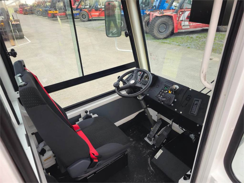 Terminaltraktor Terberg YT220: das Bild 14