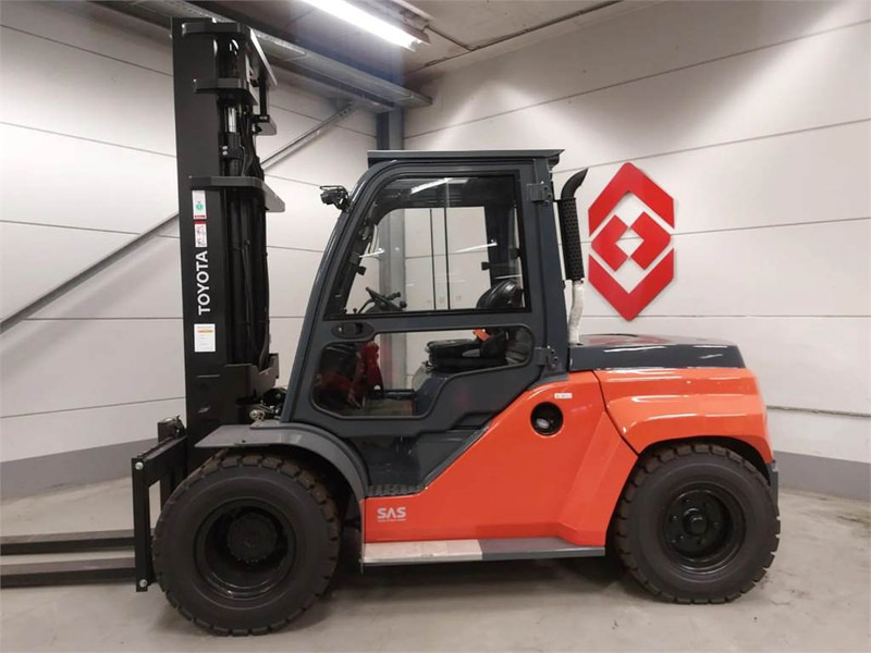Toyota 8FD70F - Dieselstapler: das Bild 2 Toyota 8FD70F - Dieselstapler: das Bild 2