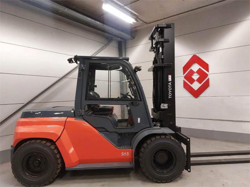 Toyota 8FD70F - Dieselstapler: das Bild 1 Toyota 8FD70F - Dieselstapler: das Bild 1