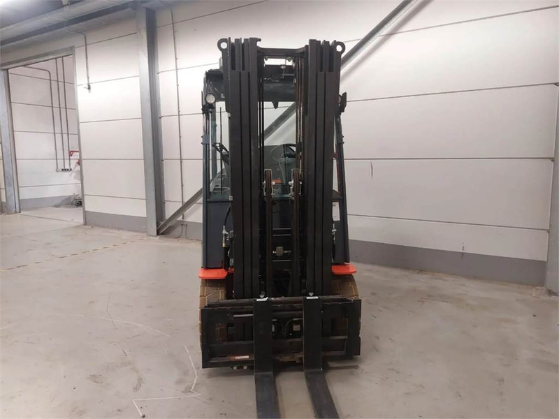 Toyota 9FBMK25T - Elektrostapler: das Bild 5 Toyota 9FBMK25T - Elektrostapler: das Bild 5