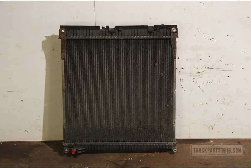 Behr HELLA SERVICE Cooling System Radiateur MAN TGL - Kühler für LKW: das Bild 2 Behr HELLA SERVICE Cooling System Radiateur MAN TGL - Kühler für LKW: das Bild 2