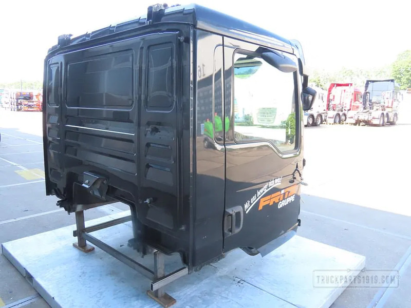 MAN 81.60000.7786 | Cabine TGL F99L10 - Fahrerhaus und Interieur für LKW: das Bild 5 MAN 81.60000.7786 | Cabine TGL F99L10 - Fahrerhaus und Interieur für LKW: das Bild 5