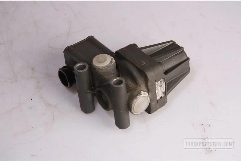 Mercedes-Benz Compressed Air System Drukregelklep MB - Ventil für LKW: das Bild 1 Mercedes-Benz Compressed Air System Drukregelklep MB - Ventil für LKW: das Bild 1