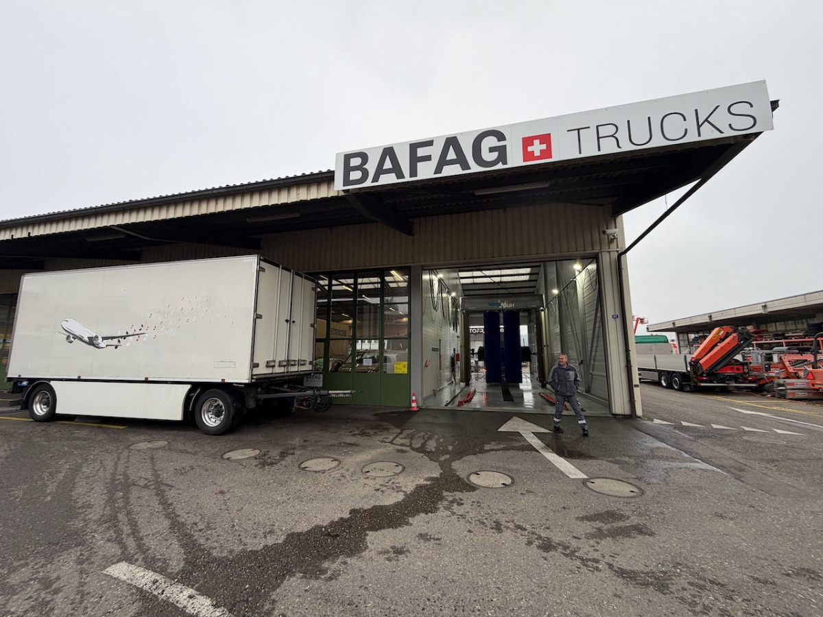 CHEREAU CRD 2 - Koffer Anhänger: das Bild 2 CHEREAU CRD 2 - Koffer Anhänger: das Bild 2