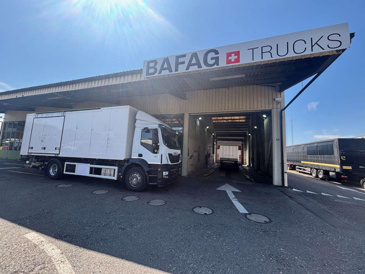 IVECO 190S42 Stralis - Kühlkoffer LKW: das Bild 2 IVECO 190S42 Stralis - Kühlkoffer LKW: das Bild 2