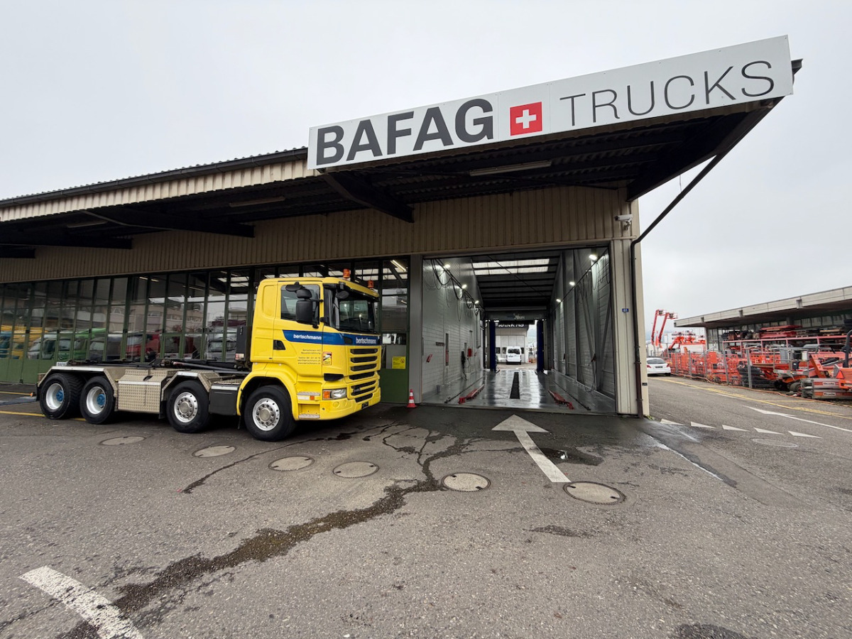 SCANIA R 450 CB - Abrollkipper: das Bild 2 SCANIA R 450 CB - Abrollkipper: das Bild 2