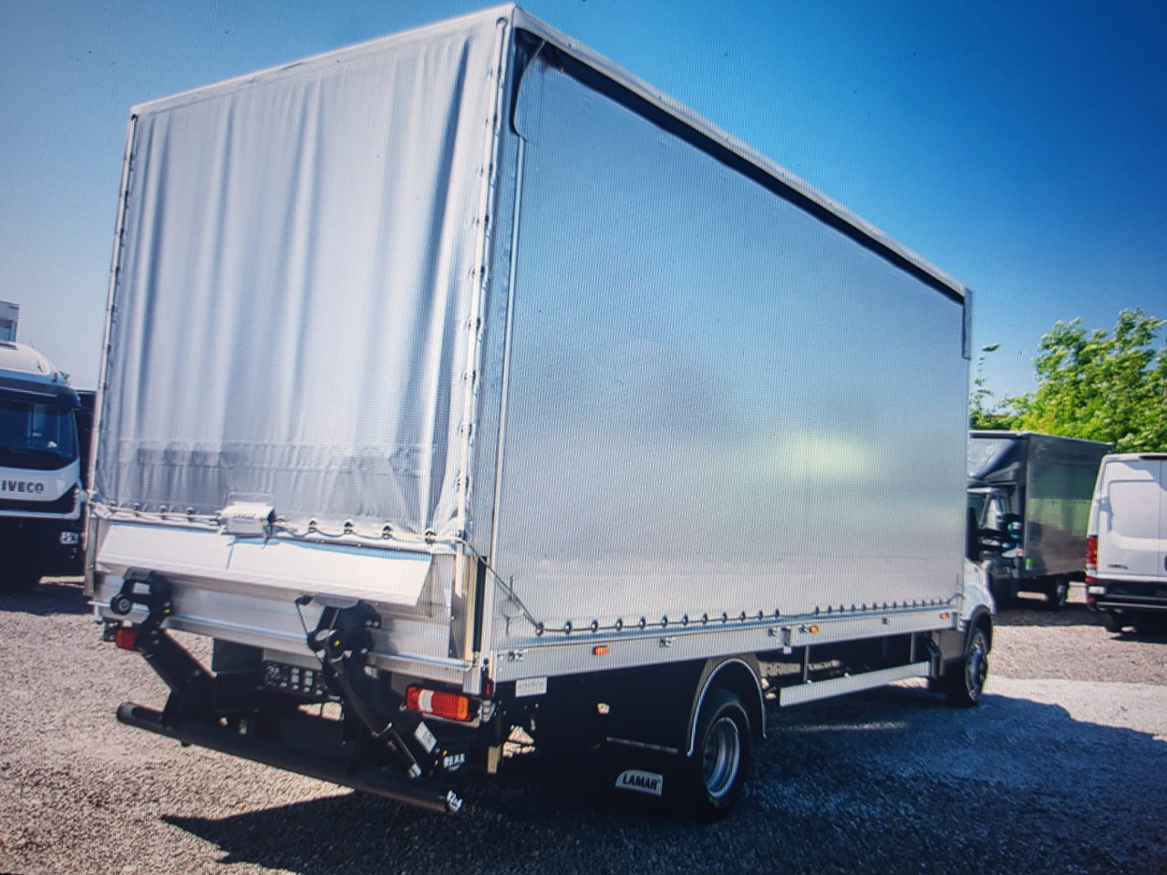 Iveco Daily 70 C18 Pritsche-Plane BÃR - Planen Transporter: das Bild 2 Iveco Daily 70 C18 Pritsche-Plane BÃR - Planen Transporter: das Bild 2