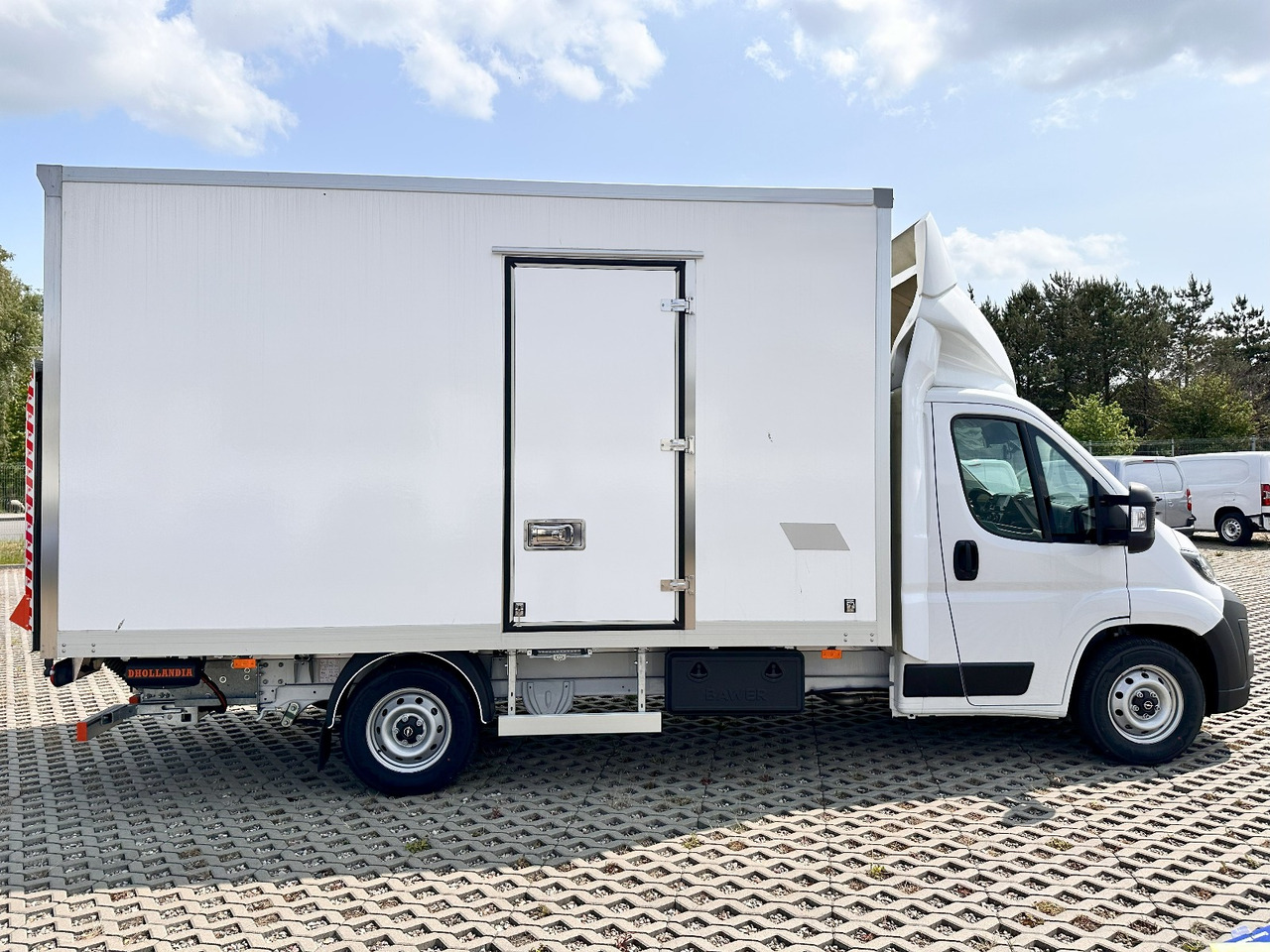 Opel Movano 180 DHollandia - Koffer Transporter: das Bild 2 Opel Movano 180 DHollandia - Koffer Transporter: das Bild 2