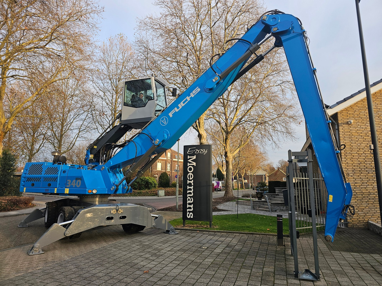 Fuchs MHL 340 Material Handler - Umschlagbagger: das Bild 1 Fuchs MHL 340 Material Handler - Umschlagbagger: das Bild 1