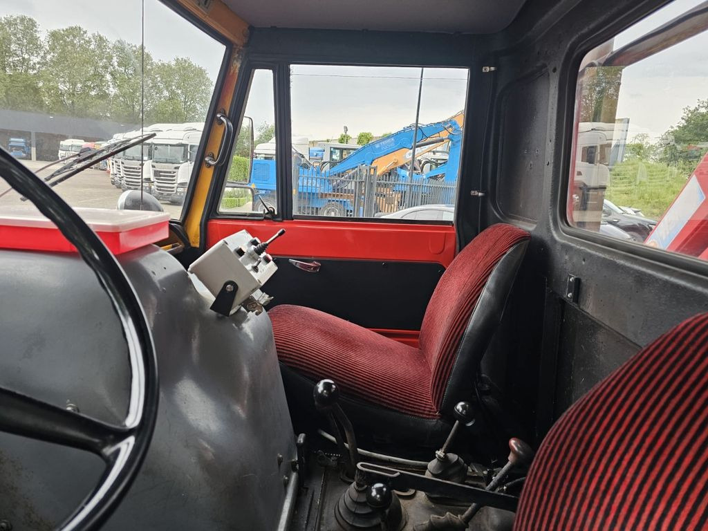 Autokran Unimog 406/U9000 4x4: das Bild 17