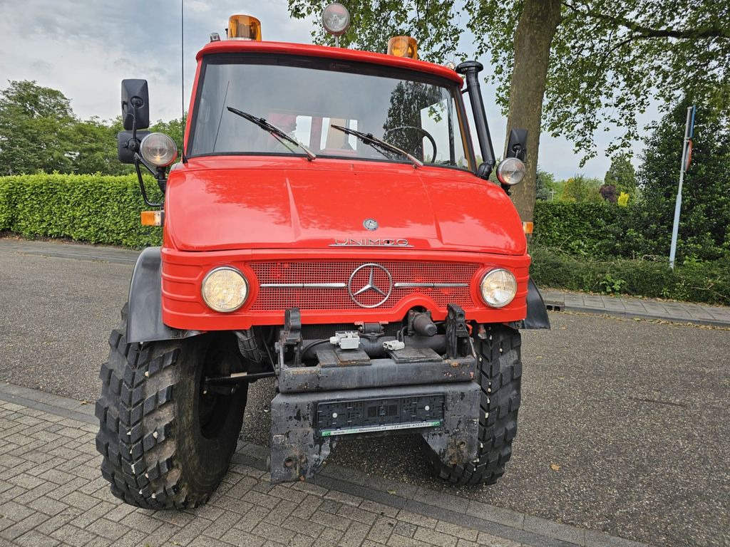 Autokran Unimog 406/U9000 4x4: das Bild 10