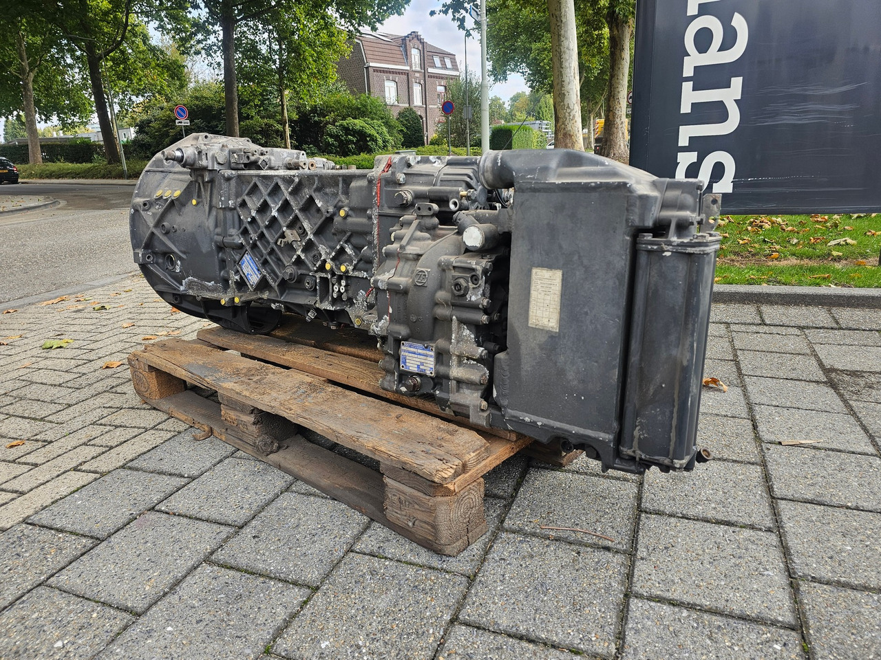 ZF 16 S 2221 TD - Getriebe für LKW: das Bild 4 ZF 16 S 2221 TD - Getriebe für LKW: das Bild 4