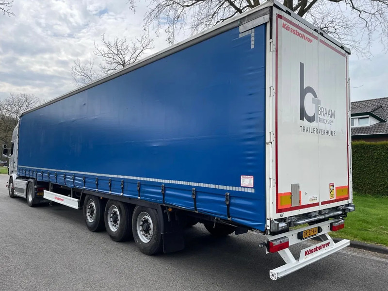 Kässbohrer Trailer heeft nu laadklep 2000 KG - Planenauflieger: das Bild 2 Kässbohrer Trailer heeft nu laadklep 2000 KG - Planenauflieger: das Bild 2