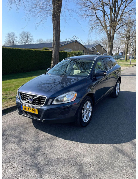 Volvo XC60 XC60 DZ88/DZ8850 5 Cilinder Euro 5 - Schrägheck: das Bild 1 Volvo XC60 XC60 DZ88/DZ8850 5 Cilinder Euro 5 - Schrägheck: das Bild 1